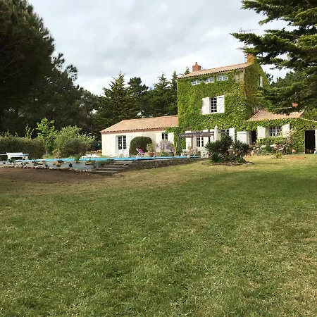 Bed & Breakfast Les Galets De Cayola 4*