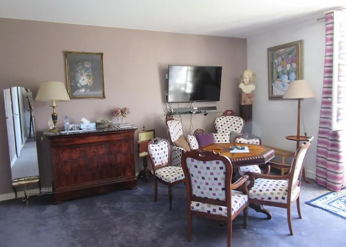 Les Galets De Cayola Bed & Breakfast 4*